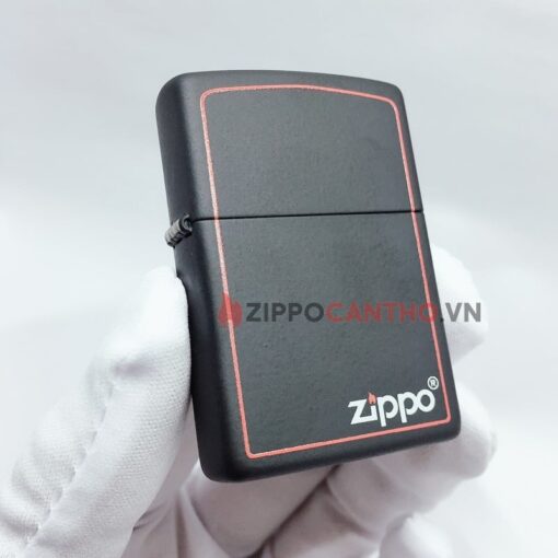 Zippo Black Matte With Zippo Logo And Border 218ZB - Zippo Sơn Đen Viền Đỏ 4